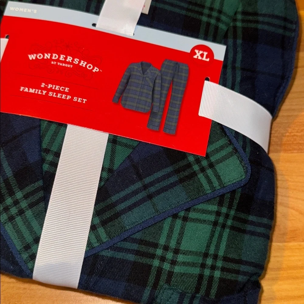 NWT Womens Plaid Flannel Long sleeve/Pants‎ Holiday Matching Pajama Set Navy XL